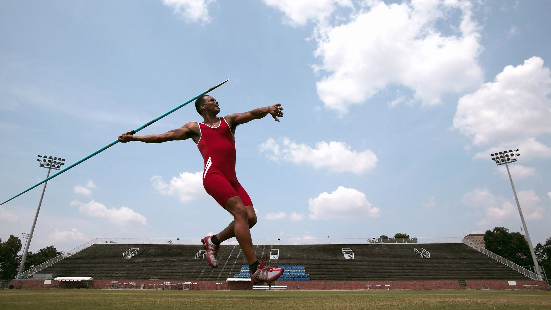 KAIYUNAPP-社交媒体热议国足比赛，话题不断，国足热评