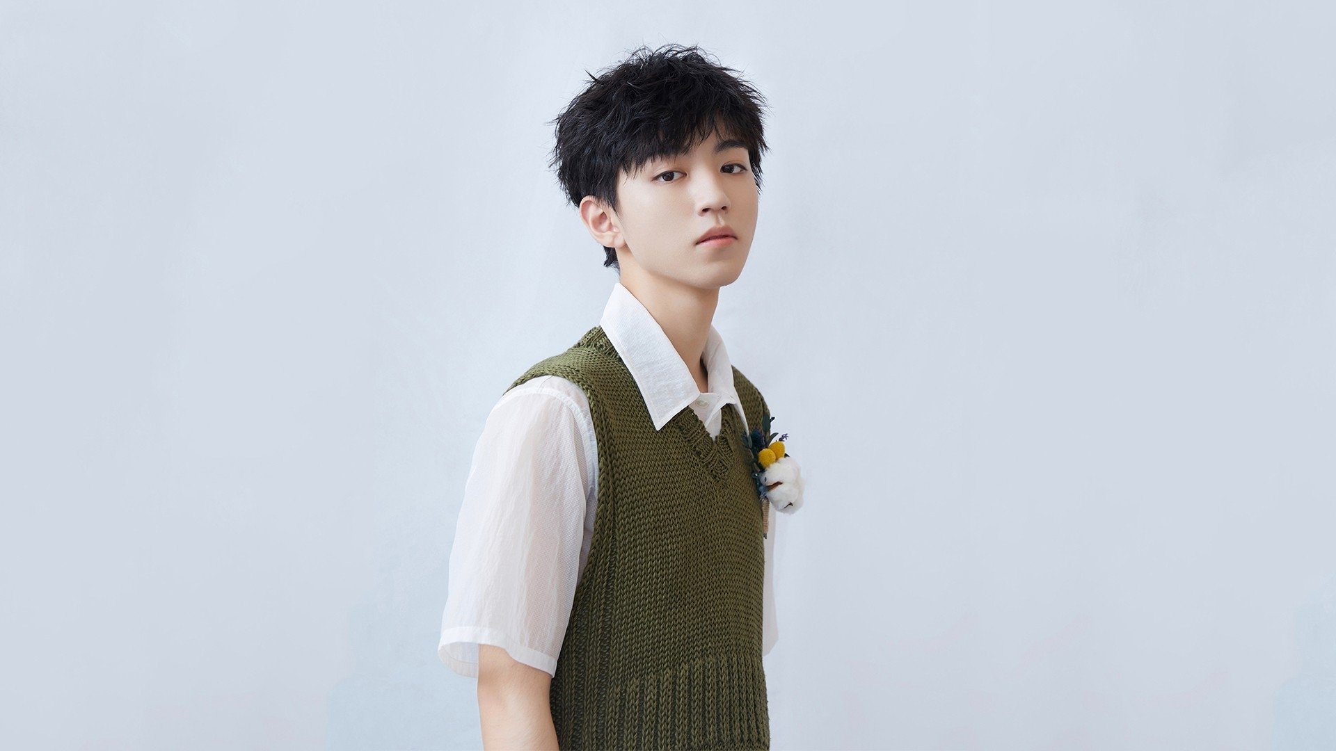 “2025世界运动会：四川省体育馆拳击赛场上演世界顶级拳手对决”