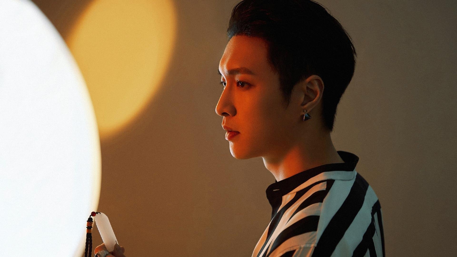 球队是否应优先弥补中场还是锋线短板决定战绩变化，球队中哪个位置最重要