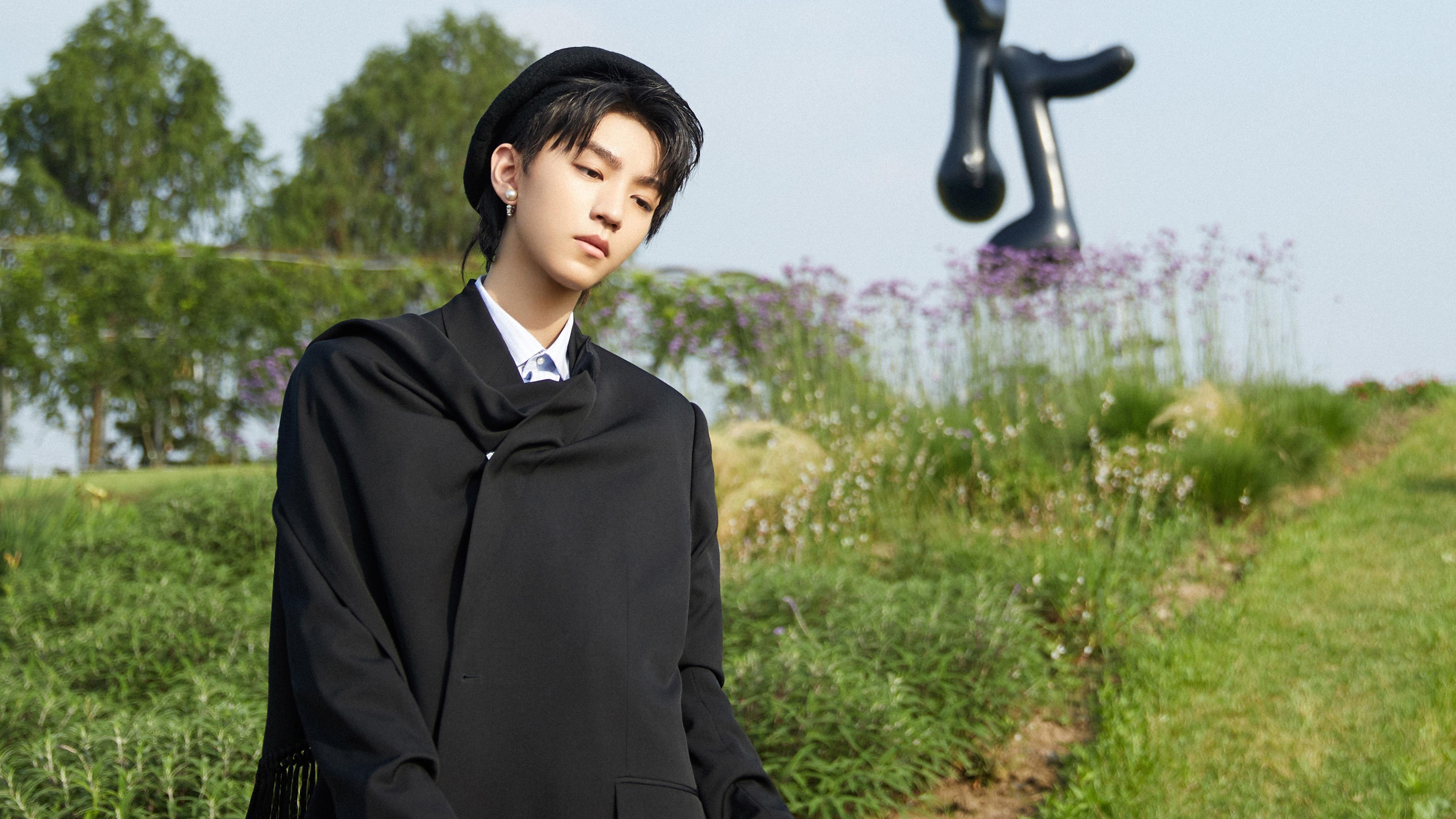 波兰女将自由泳展现强劲冲刺力，波兰女排 自由人